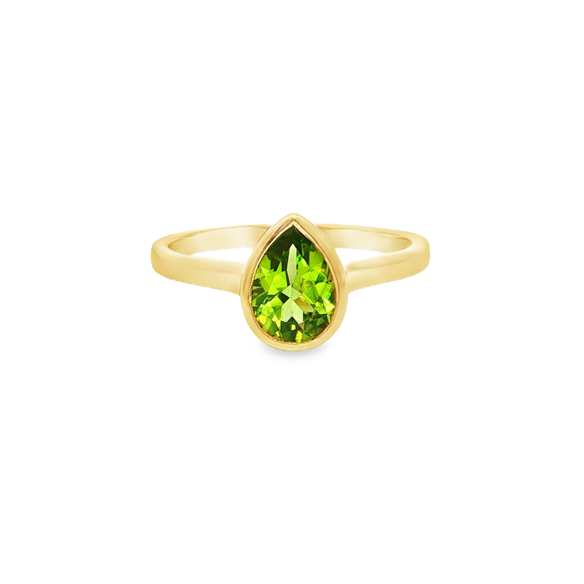 9ct Yellow Gold Pear Shape Peridot Ring