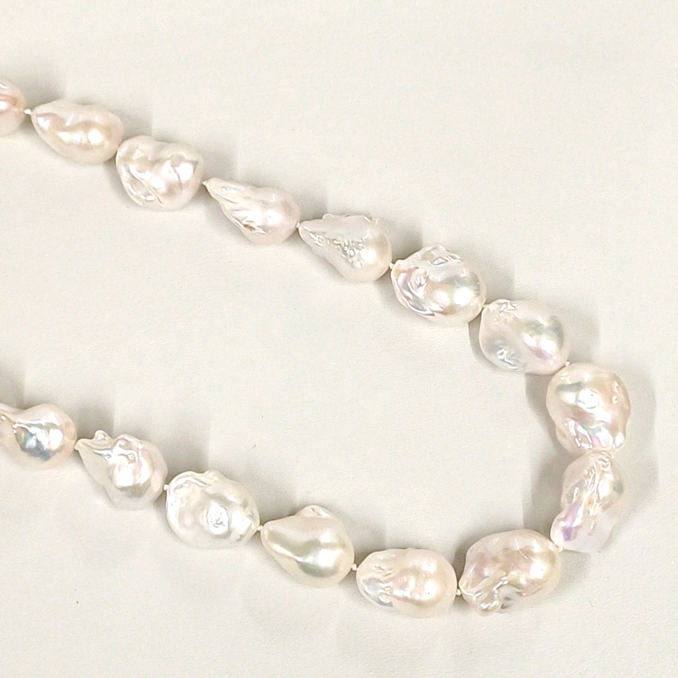 18 Inch 16mm Large Baroque White Pearl Necklace
