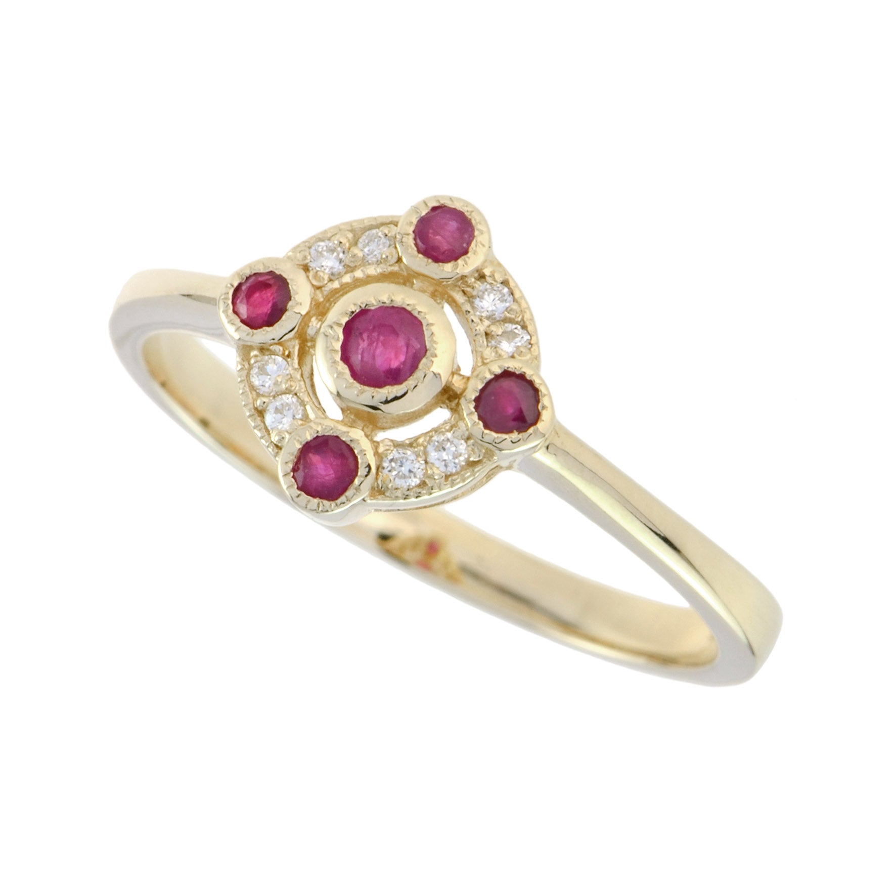 9ct Yellow Gold Ruby &amp; Diamond Vintage Style Cluster Ring
